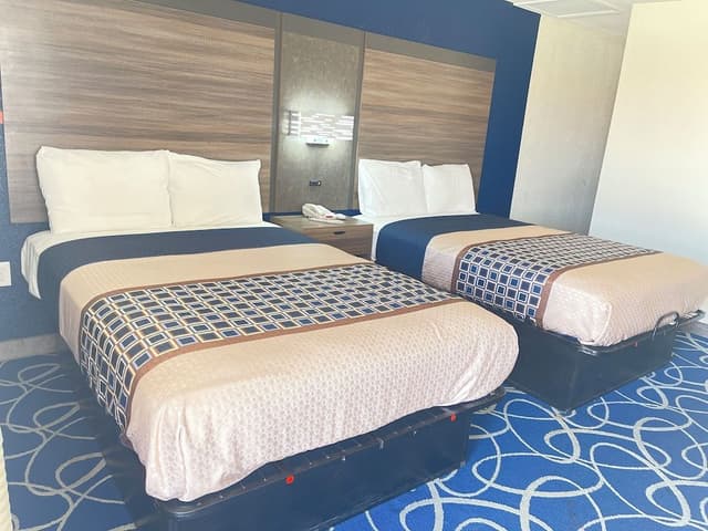 Room, 2 Double Beds, Non Smoking