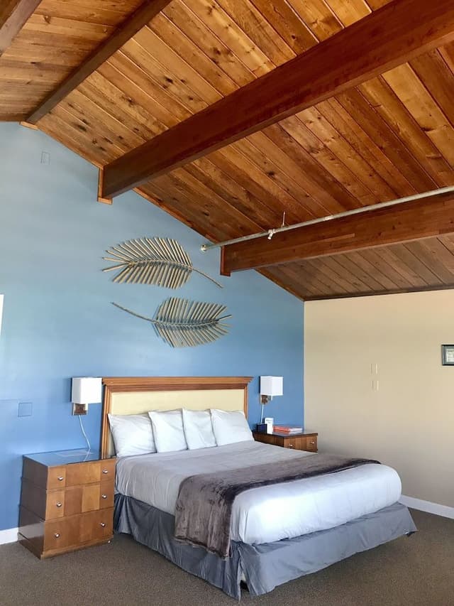 Honeymoon Single Room