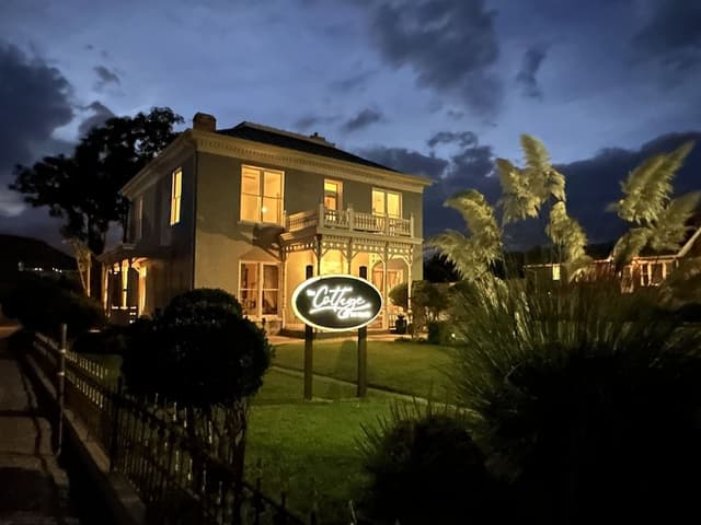 The 1800's Suite