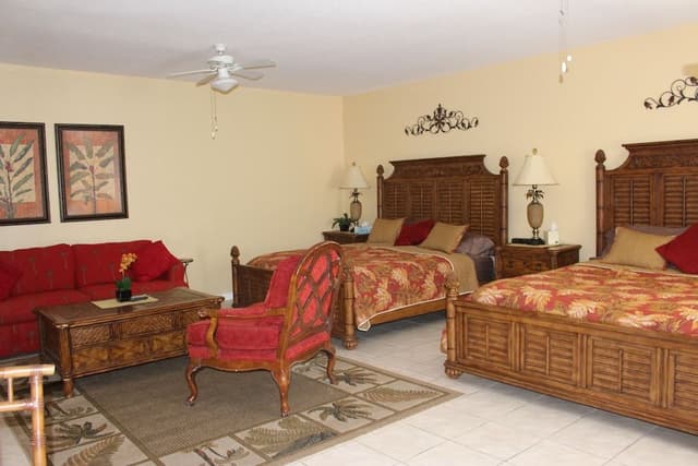 Deluxe Condo, 2 Bedrooms