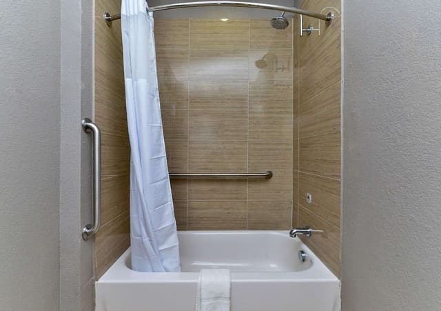 Suite, 2 Queen Beds, Kitchenette