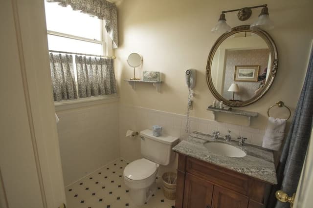 Signature Room, 2 Queen Beds