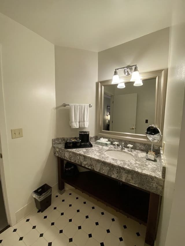 Superior Room, 2 Queen Beds, Accessible