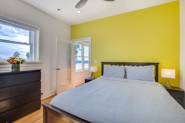 One Bedroom Suite With Beachfront Ocean View