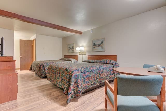 Standard Room, 2 Queen Beds