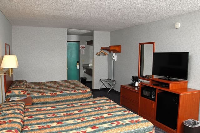 Standard Room, 2 Queen Beds
