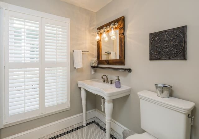 Diamond Suite - Premium in private Cottage (Adults 21+ only) 2 Guests Only