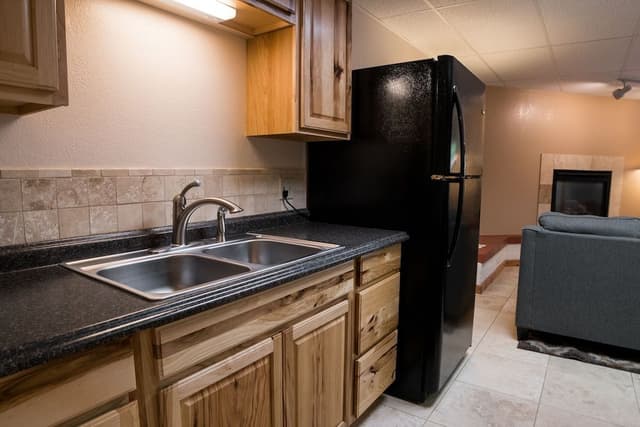 Basic Apartment, 2 Bedrooms, Pet Friendly