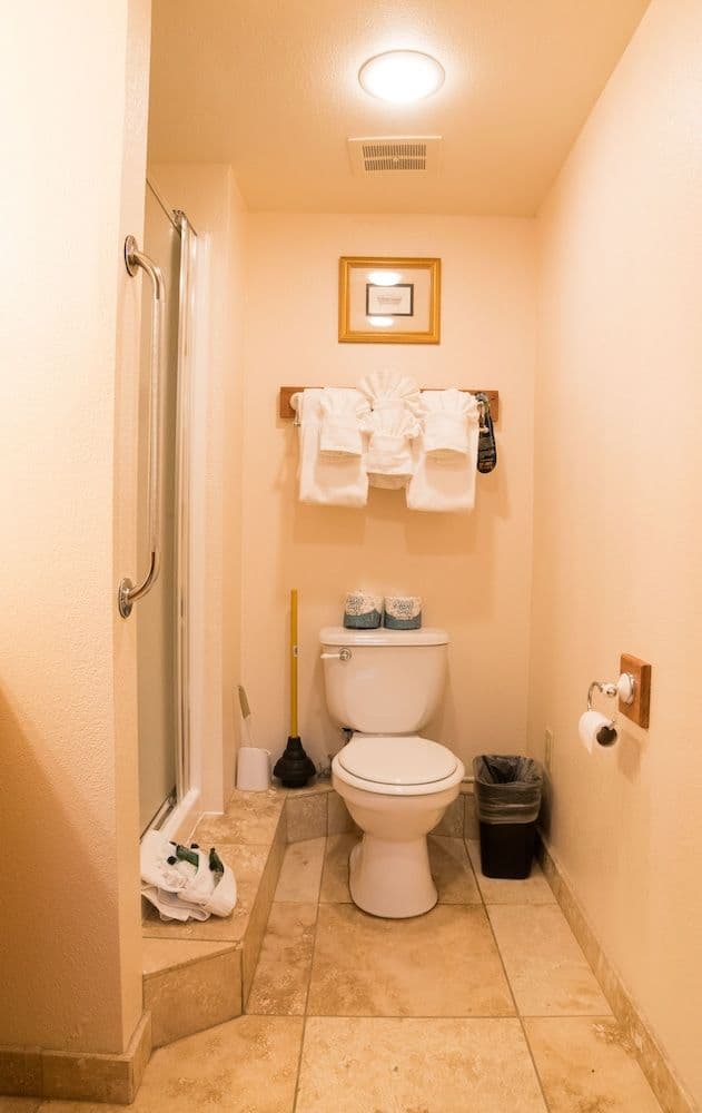 Basic Apartment, 2 Bedrooms, Pet Friendly
