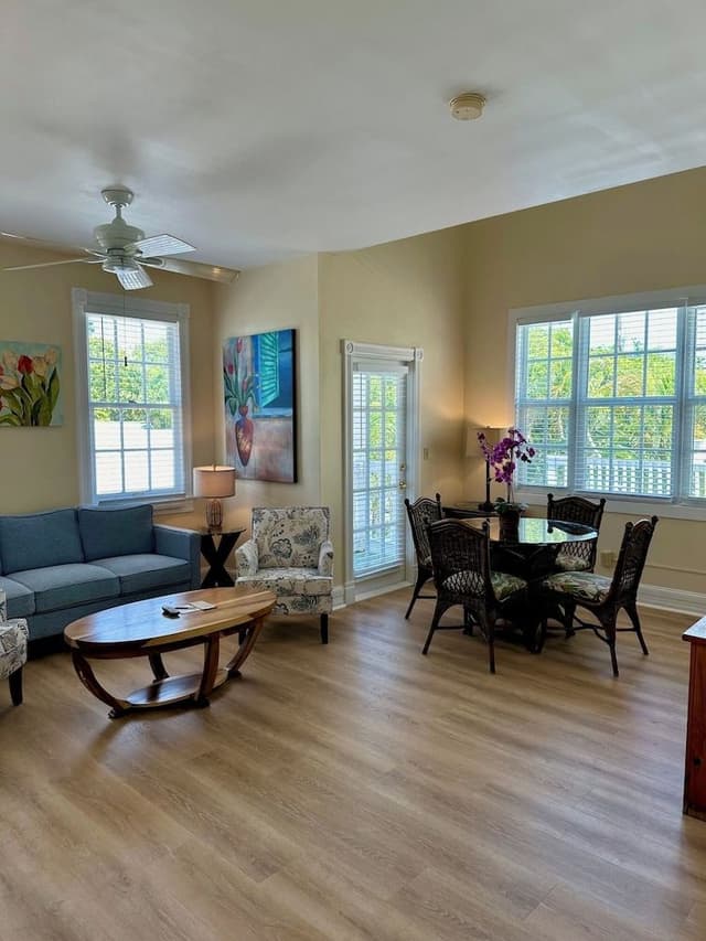 2F Cuban Club Premium 1 Bedroom Condo, 2 Queen Beds, 1.5 Baths,Annex Building, 2nd Floor