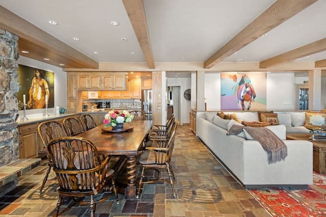 Condo, 3 Bedrooms