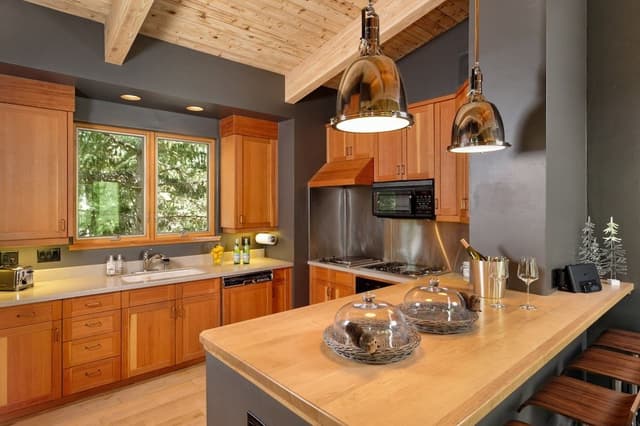 Condo, 3 Bedrooms