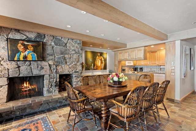 Condo, 3 Bedrooms