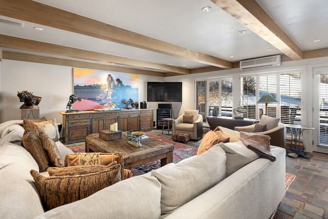 Condo, 3 Bedrooms