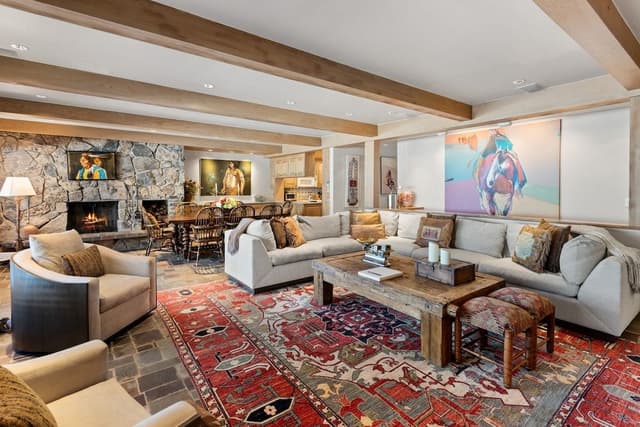 Condo, 3 Bedrooms