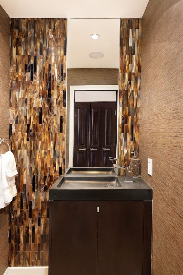 Condo, 3 Bedrooms
