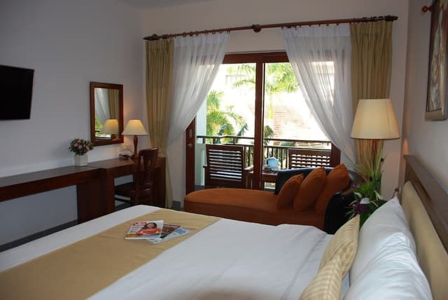 Deluxe Room, Garden View