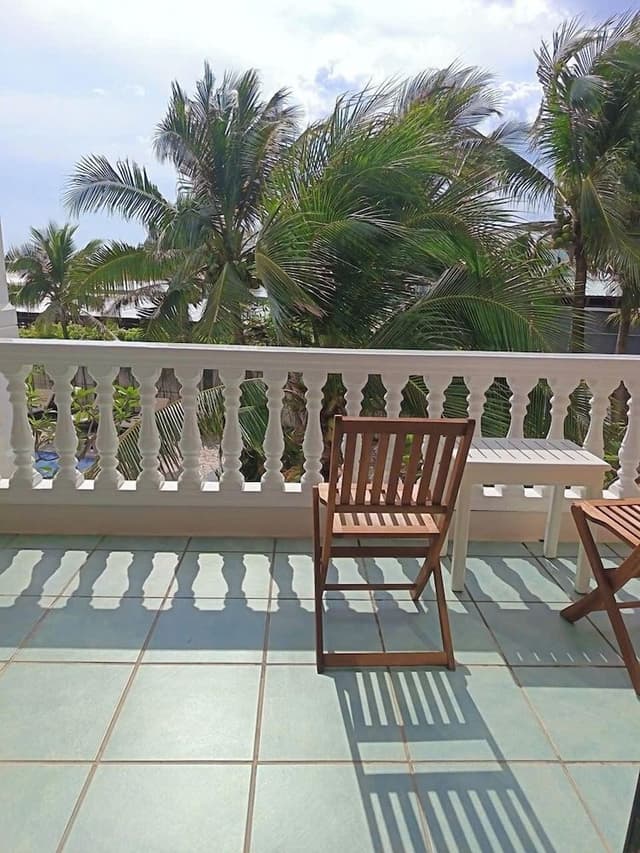 Sea View Premium