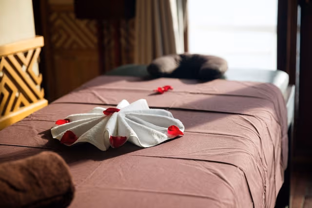 Suite, Sea View