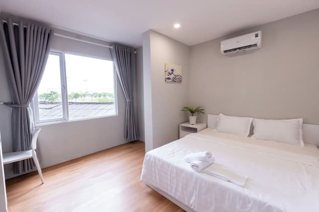Standard Double Room, City View