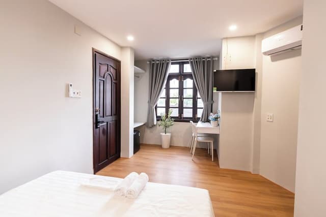 Standard Double Room, City View