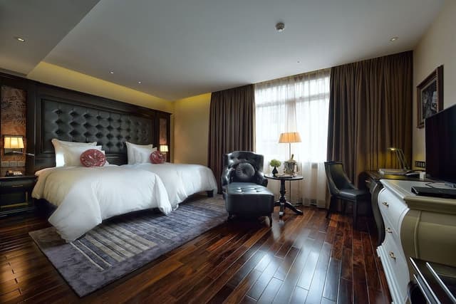Classic Double Suite
