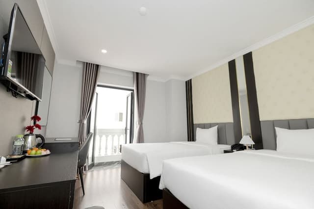 Deluxe Apartment, 1 Bedroom, Balcony, City View