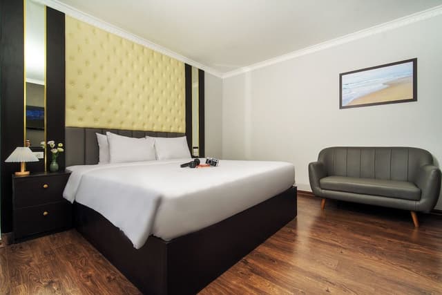 Deluxe Double Room, Balcony, City View