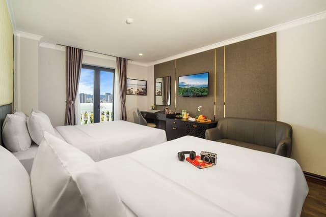 Deluxe Apartment, 1 Bedroom, Balcony, City View