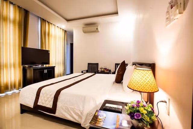 Panoramic Suite, River View
