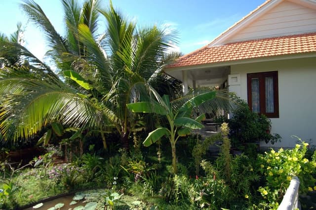 Villa, Garden View
