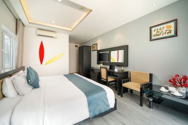 Deluxe Room, City View