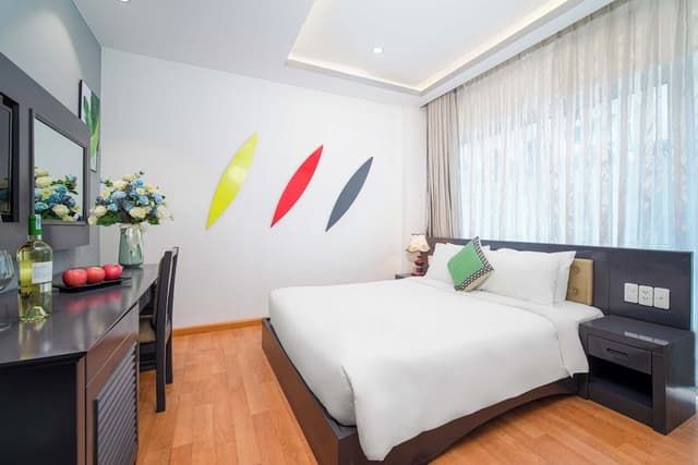 Deluxe Room, City View