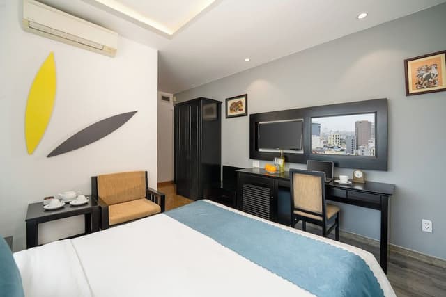 Deluxe Room, City View