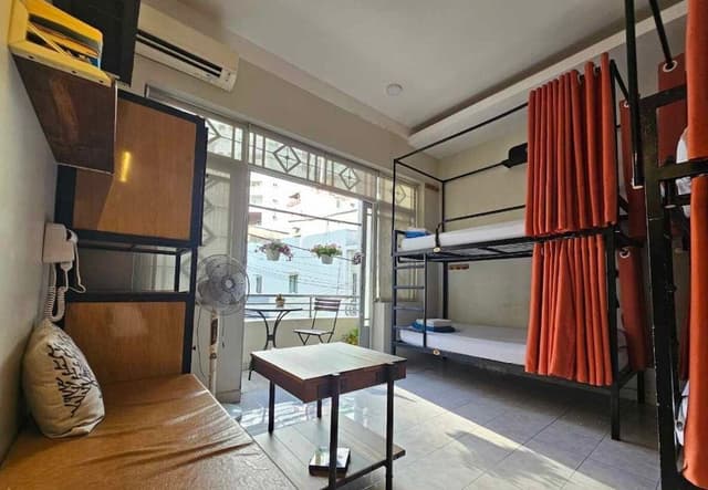 1 bed in dormitory