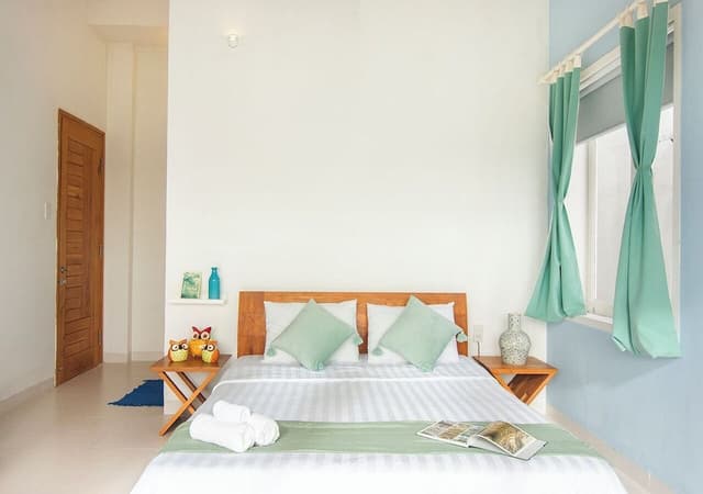 Standard Room, 1 Queen Bed