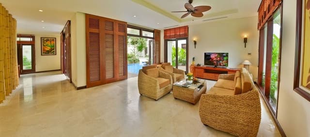 One Bedroom Spa Pool Villa – 2 Spa treatments per adult per night
