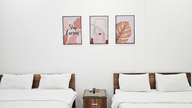Family Room, Balcony