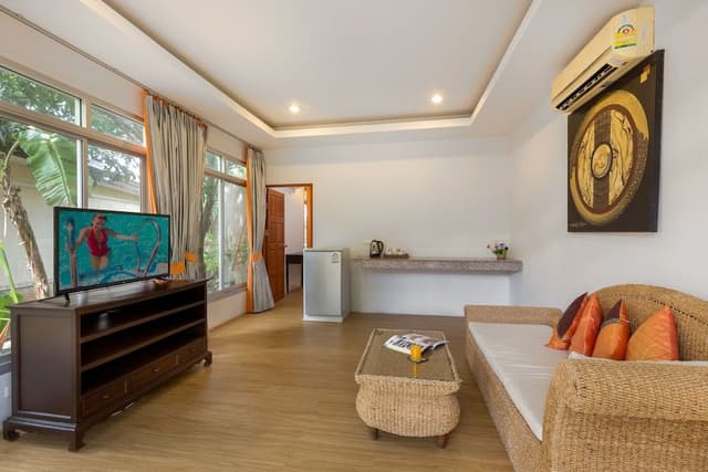 One-Bedroom Suite Garden View
