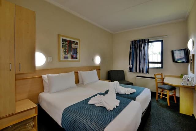 Twin Room - Non-Smoking