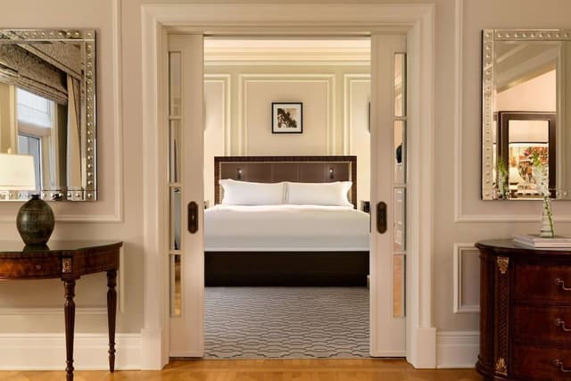 Executive Suite, 1 King Bed