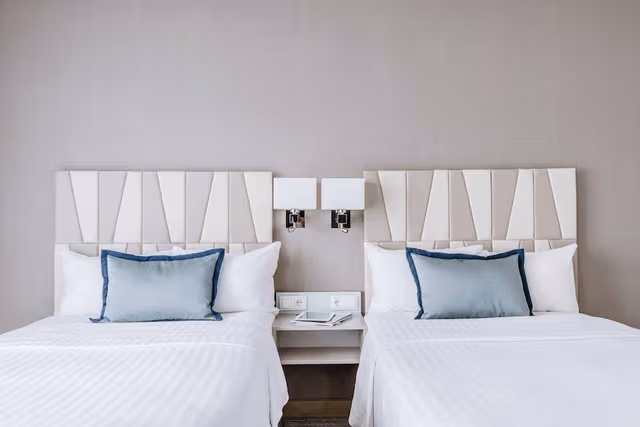 Studio, 2 Twin Beds