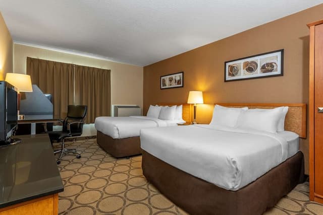 Standard Room, 2 Double Beds (Second Floor)