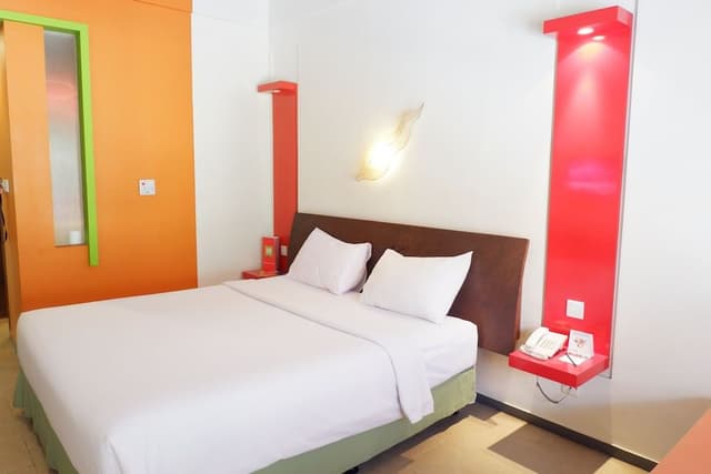 Superior Room, 1 Double Bed, Pool View