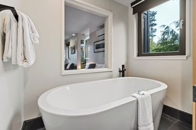 1 Bedroom Lodge