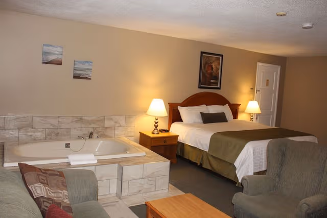 Premium Room, 1 King Bed with Sofa bed (2 person Jacuzzi)
