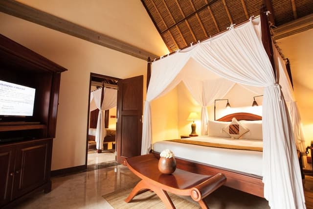 Three Bedroom Villa with Private Pool