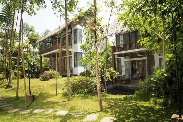 Deluxe Garden