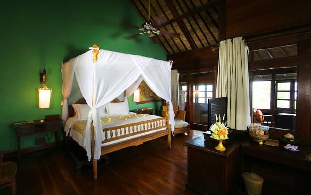 Rejang Suite with Garden View