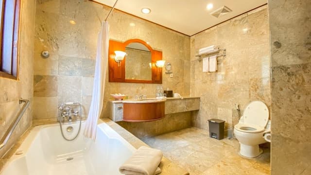 Bungalow 2 - 3 Bedroom with Pool